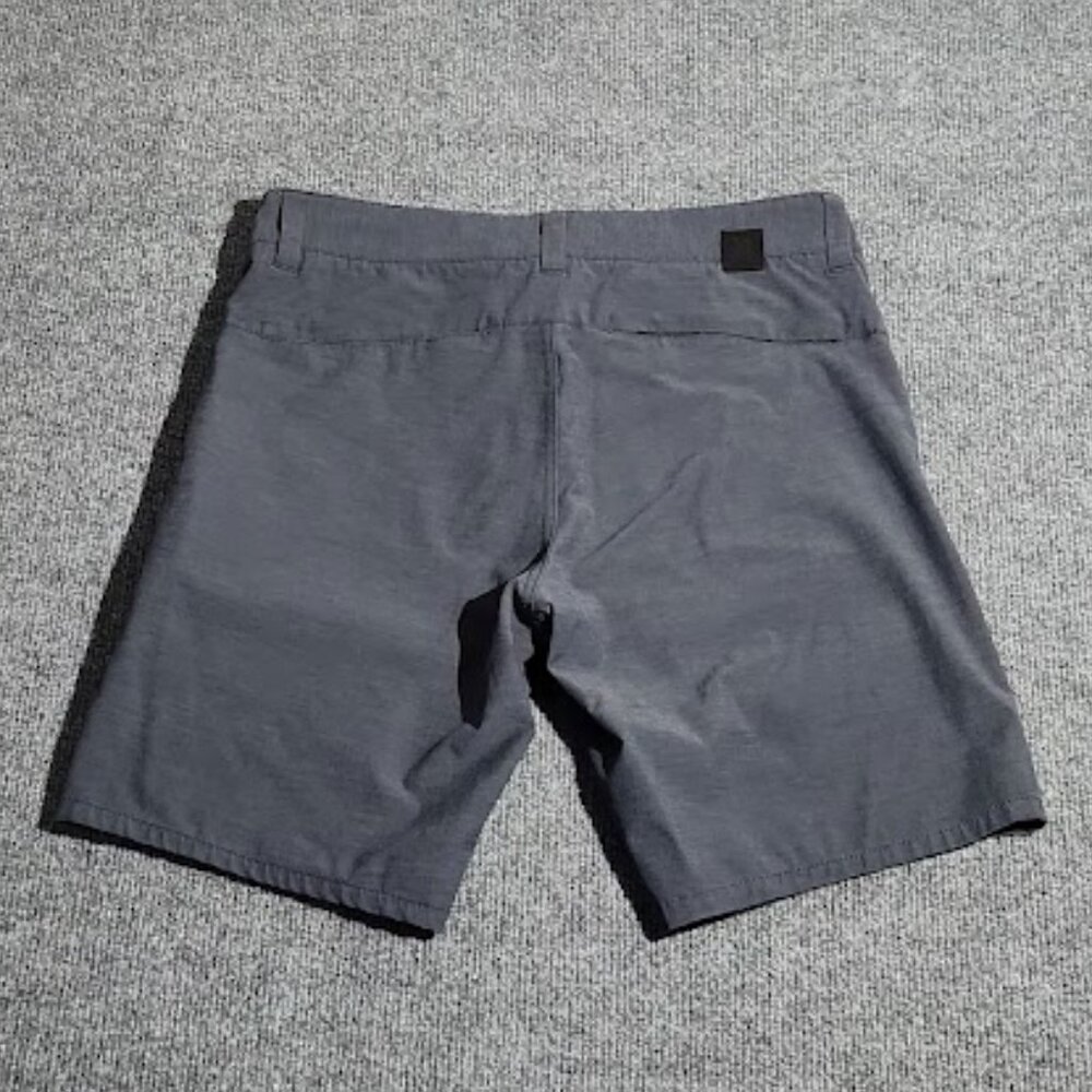 Vuori Men's Aim Chino Shorts Size 28 - Picture 2 of 4